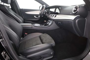 Mercedes Classe E Berline 300 E — photo 22