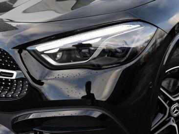 Mercedes GLA 200 — photo 24