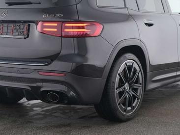Mercedes GLB 35 4MATIC — photo 3