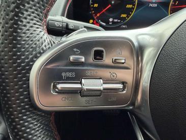 Mercedes GLB 200d — photo 35