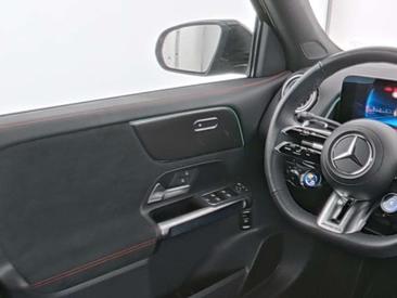 Mercedes GLB 35 4MATIC — photo 4