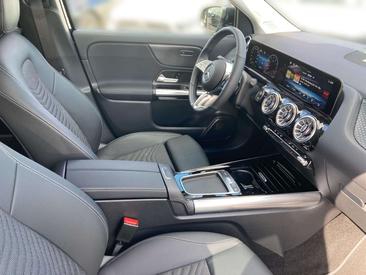 Mercedes GLA 220 — photo 9