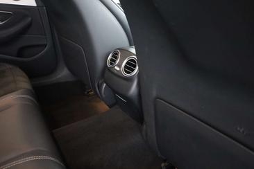 Mercedes Classe E Berline 300 E — photo 29