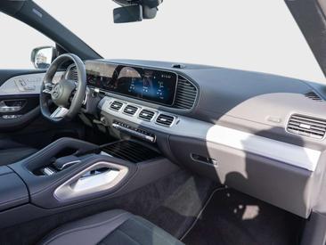 Mercedes GLE 300 Night Edition — photo 15