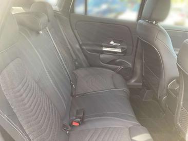 Mercedes GLA 220 — photo 10