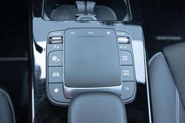 Mercedes CLA Berline 220 — photo 39