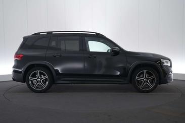 Mercedes GLB 180 AMG Line — photo 5