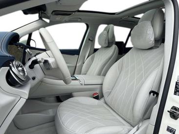 Mercedes EQS 450+ — photo 19