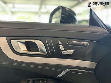 Mercedes SL 500 — photo 17