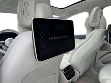 Mercedes EQS 450+ — photo 21