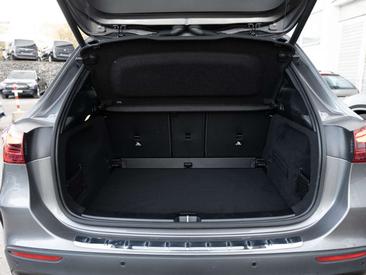 Mercedes GLA 200 — photo 6