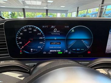 Mercedes GLE 63 S 4Matic — photo 41