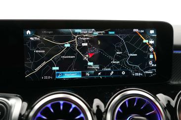 Mercedes GLB 180 AMG Line — photo 15