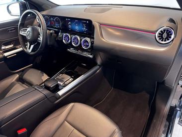Mercedes GLA 200 — photo 10