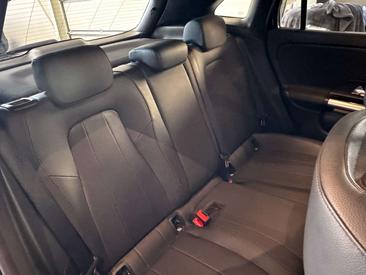 Mercedes GLA 200 — photo 14