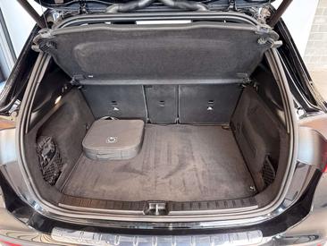 Mercedes GLA 200 — photo 18