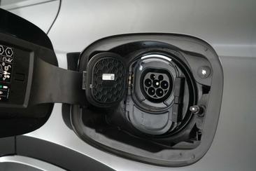 Mercedes GLC 220 D — photo 24