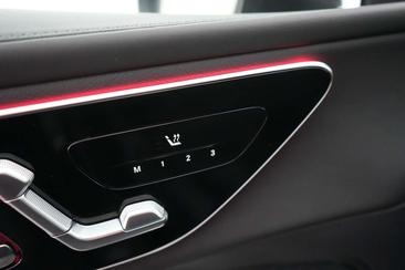 Mercedes GLC 220 D — photo 27