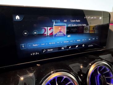 Mercedes GLA 200 — photo 40