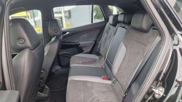 Volkswagen ID.4 SUV 5 Portes AT — photo 9