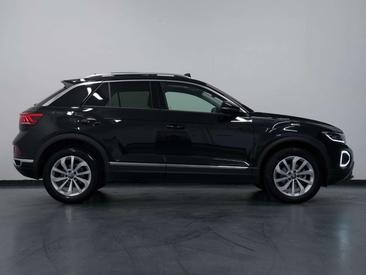 Volkswagen T-Roc 1.5 TSI — photo 10