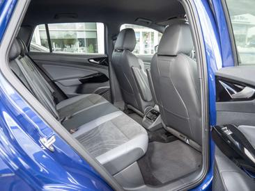 Volkswagen ID.4 Pro Performance — photo 3
