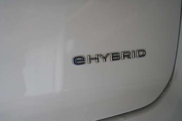 Volkswagen Touareg EHybrid — photo 9