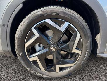 Volkswagen T-Roc 1.5 ETSI — photo 7