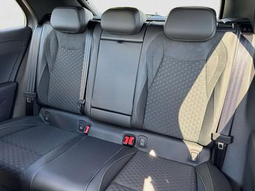 Volkswagen T-Roc 1.5 ETSI — photo 9