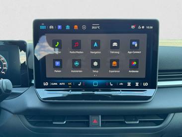 Volkswagen T-Roc 1.5 ETSI — photo 11