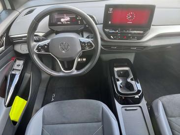 Volkswagen ID.4 Pro S — photo 10