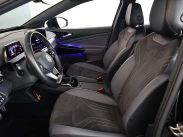Volkswagen ID.4 Pro — photo 6