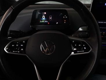 Volkswagen ID.4 Pro — photo 7