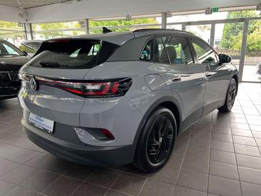 Volkswagen ID.4 Pro Performance — photo 11