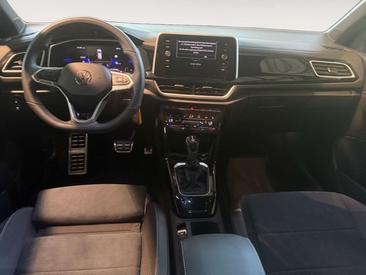 Volkswagen T-Roc 1.5 TSI — photo 10