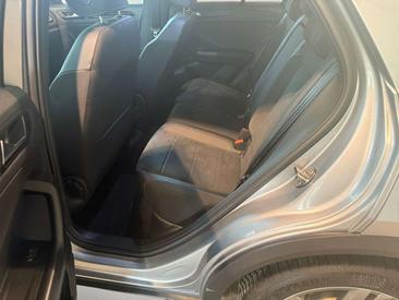 Volkswagen T-Roc 1.5 TSI — photo 13