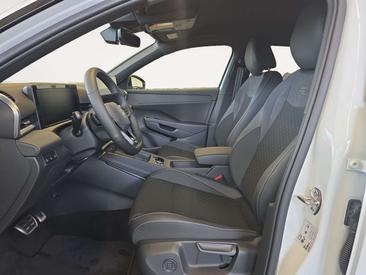 Volkswagen T-Roc Crossover 1.5 TSI DSG — photo 9