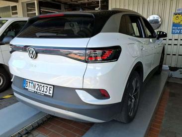 Volkswagen ID.4 Pro Performance — photo 2