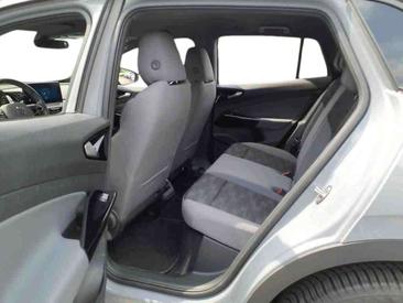Volkswagen ID.4 Pro Performance — photo 3
