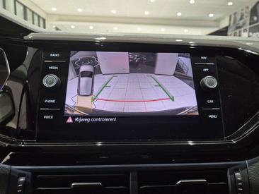 Volkswagen T-CROSS 1.5 TSI — photo 11