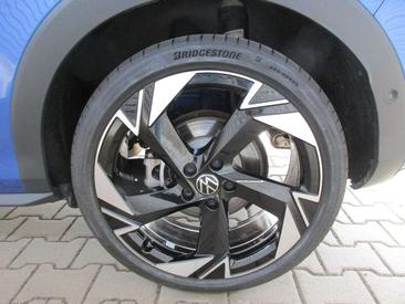 Volkswagen T-Roc 1.5 TSI — photo 13