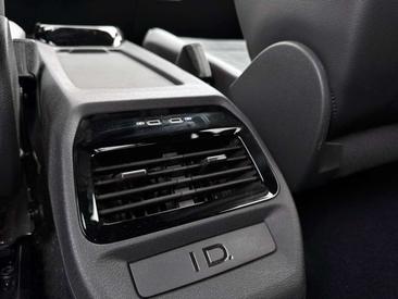 Volkswagen ID.5 Pro — photo 15