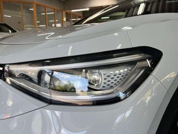 Volkswagen ID.5 Pro — photo 6