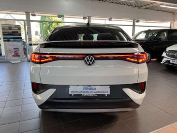 Volkswagen ID.5 Pro — photo 9