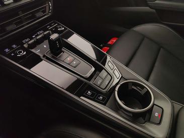 Porsche 911 Carrera S — photo 8