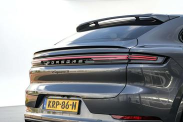 Porsche Cayenne S E-Hybrid — photo 25