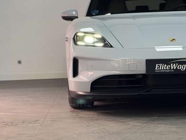 Porsche Taycan — photo 5