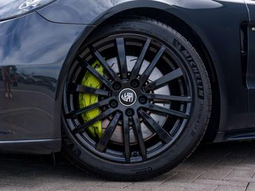 Porsche Panamera 4 E-Hybrid — photo 4