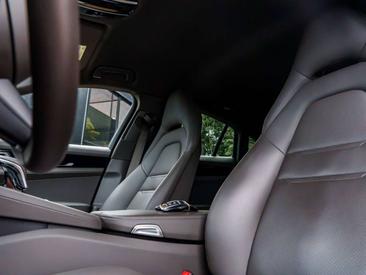 Porsche Panamera 4 E-Hybrid — photo 15