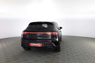 Porsche Macan — photo 4